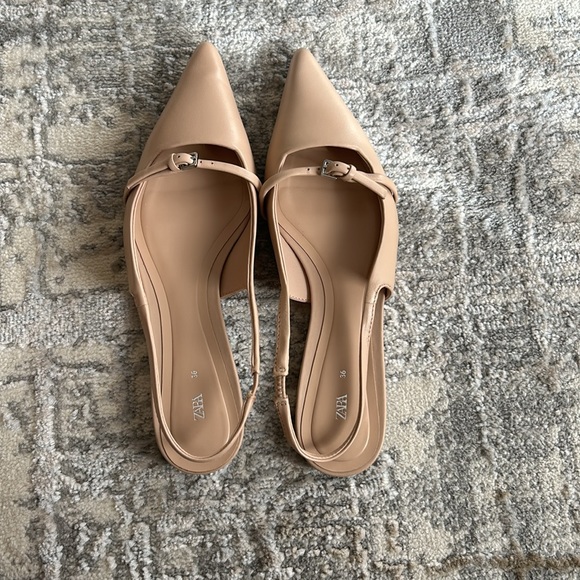 Zara Pointed Flat Leather Sling backs in Size 36 or US 6 - Picture 7 of 8